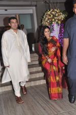 Vidya Balan and Siddharth Roy Kapur_s wedding bash for family in Juhu, Mumbai on 11th Dec 2012 (47).JPG